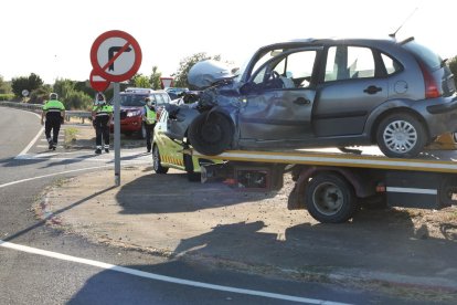 El camió implicat en l’accident a la C-53 a Vallfogona.