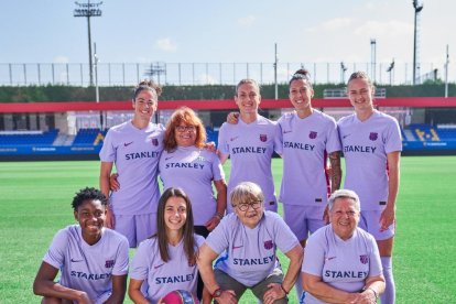 Segona equipació reivindicativa - El Barça va presentar la segona equipació per a la temporada 2021-22, que utilitzaran tant l’equip masculí com el femení, amb la qual vol llançar un missatge a favor de la diversitat i l’empoderament de l ...