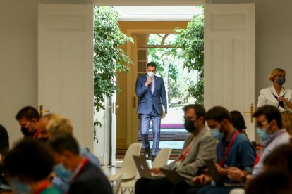 El president del Gobierno, Pedro Sánchez, ayer entrando a la comparecencia en Moncloa.