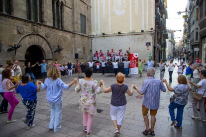 Les sardanes obren els actes de la Diada de l'Onze de Setembre a Lleida