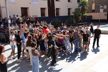 Estudiantes de Inefc Pirineus, ayer durante una de las actividades.