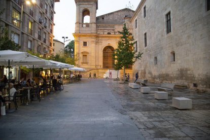 El robo se produjo el jueves en la plaza de la Catedral.