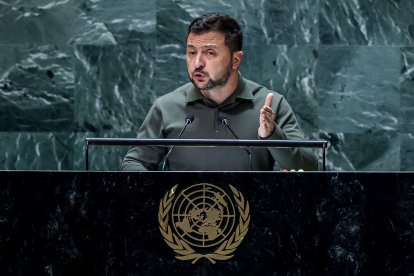 Volodímir Zelenski va intervenir ahir per primera vegada en persona en l’Assemblea General de l’ONU.