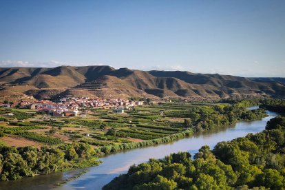 La zona de la Granja d’Escarp per on està previst que passi la línia de molt alta tensió.