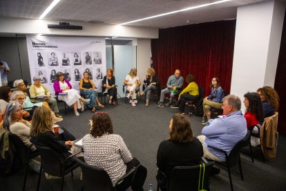 Les protagonistes del projecte van participar ahir en la presentació a la delegació del Govern a Lleida.