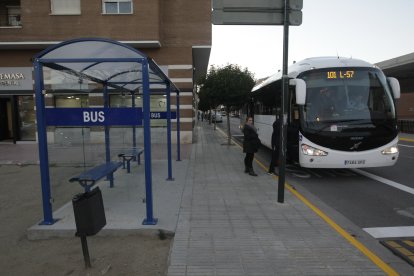 Imatge d’arxiu d’una parada de bus a Torrefarrera.