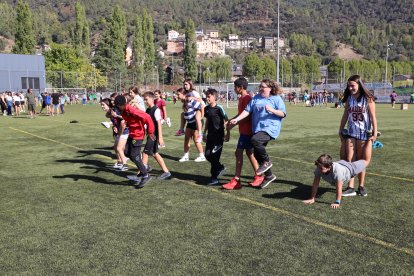 Alumnes d’Inefc van organitzar una jornada d’esports a la zona poliesportiva de la Seu d’Urgell.