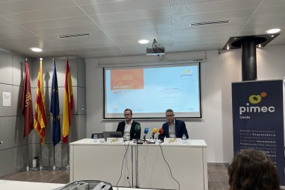 David Fortuny i Jesús Torrelles van presentar ahir l’anuari ‘La pime a Lleida’.