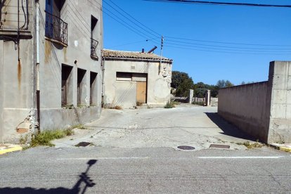 El carrer on s’han dut a terme les obres.