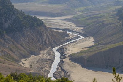 La gran sequera d’aquest any ha reduït al mínim les reserves de molts pantans, com el de Canelles.