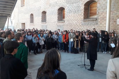 L’artista Abel Azcona, un dels protagonistes de les noves exposicions, ahir a la inauguració.