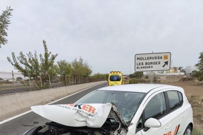 Un dels vehicles implicats en l’accident del Palau.