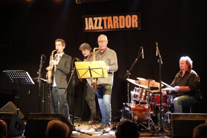 La banda Afro Blue, amb el bateria de Guissona Ricard Grau, divendres a la nit al Cafè del Teatre.