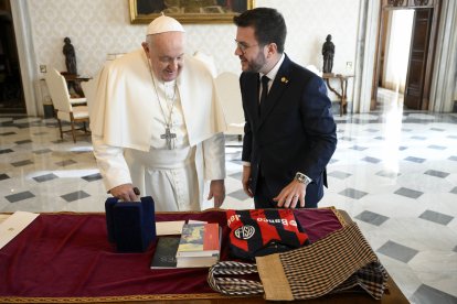 El papa Francesc va rebre ahir en audiència privada Pere Aragonès.