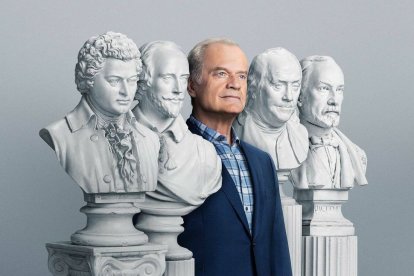 Al centre, l’icònic psiquiatre Frasier Crane (Kelsey Grammer).