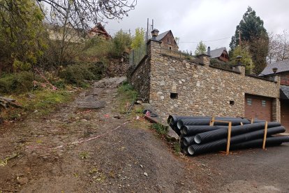 Imagen de los trabajos en la calle Còsta de Vilac. - A.V.