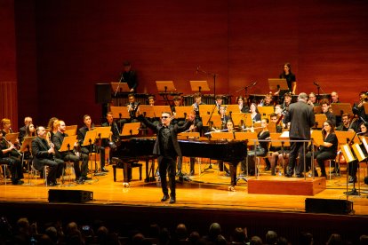 Serafín Zubiri, durant el concert va tenir lloc ahir a la tarda a l’Auditori Enric Granados.