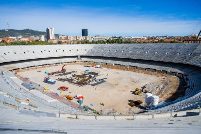 Imatge de l’estat actual de l’Spotify Camp Nou, amb les obres de remodelació en marxa.