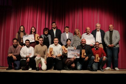 Entrega de premis del certamen de Mequinensa, dissabte passat a la sala Goya d’aquesta localitat.