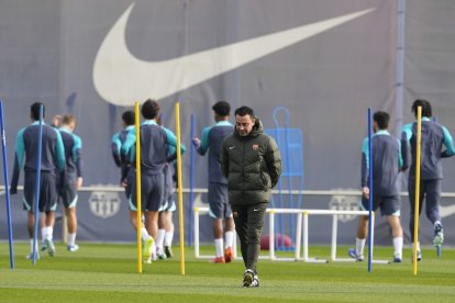 Xavi, pensatiu ahir durant l’entrenament.