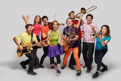 Com sona. La companyia va presentar al CaixaForum Lleida A cau d’orella, una mescla de jazz i música popular.