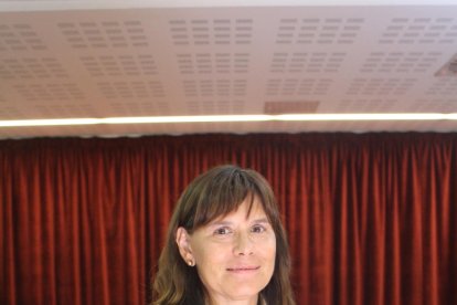 Carme Castelló: “Anem enrere, a la música, al cine i a les sèries es promou la violència masclista”