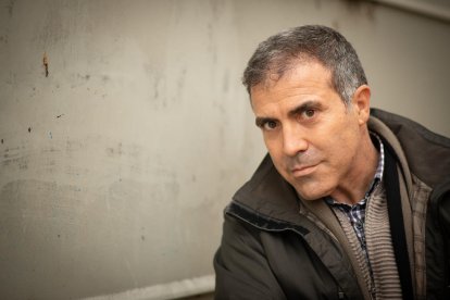 Francesc Serés: “Una novel·la aguanta l’egoisme, però no el narcisisme”