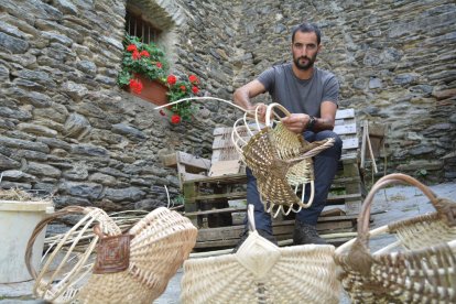 Àngel Marqués Aguilar: “Un paner d’avellaner només el pots trobar al Pallars”