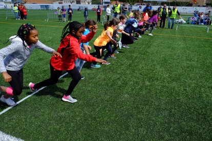 Els alumnes d'Alcarràs en plena competició.