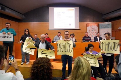 Fora etiquetes discriminatòries i despectives ahir en la lectura del manifest a Lleida.