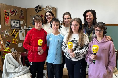 Alumnes de l'institut de Seròs participen en el centenari de Tàpies