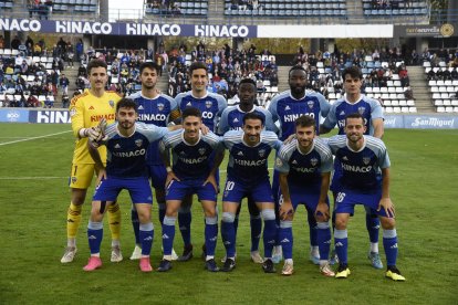 Formació inicial del Lleida en el partit de diumenge passat davant del Cerdanyola.