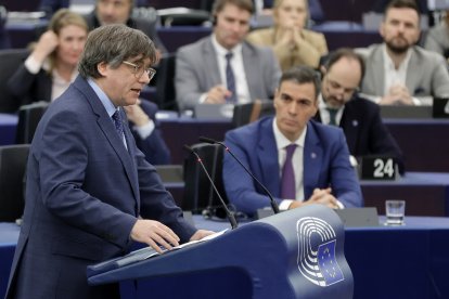 Puigdemont i Sánchez van estar a escassos metres, però no van intercanviar cap salutació.