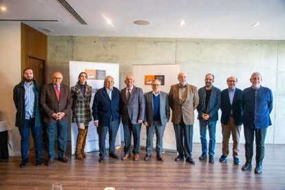 Membres del grup Compromesos amb el Futur de Lleida, ahir després de la seua última reunió.