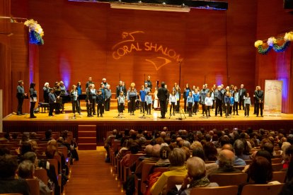 Actuació de Nadal ahir a l’Auditori de Lleida de totes les formacions de la Coral Shalom.