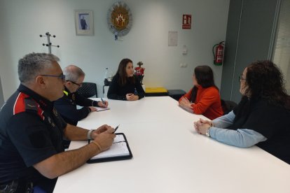 La Paeria es va reunir amb els comerciants, Urbana i Mossos.