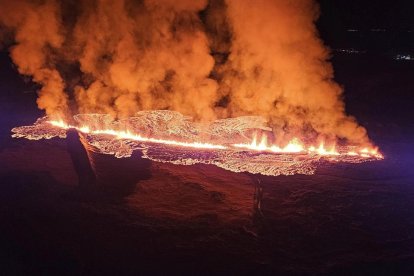 Evacuen de nou Grindavík, al sud d'Islàndia, després d'una erupció