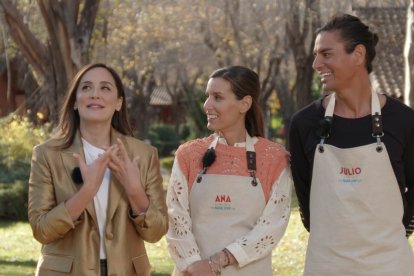 Tamara Falcó visita 'Bake Off'