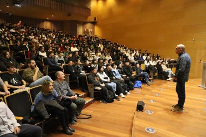 Sessió informativa del Treball de Recerca amb 300 estudiants a la UdL