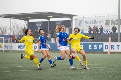 La juvenil Abril Francés va tenir una ocasió en els minuts finals que va desbaratar la defensa.