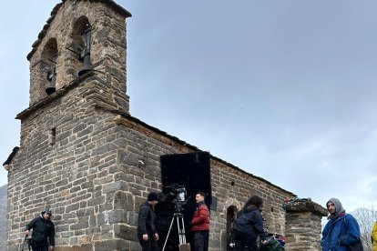 L'ermita de Sant Quirc de Durro es converteix en el set de rodatge d'un film