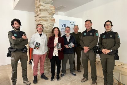 Romero (tercera per l’esquerra) en l’entrega dels dispositius.