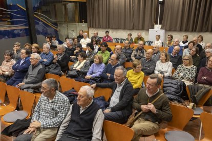 La presentació va tenir lloc ahir a la sala d’actes de l’ajuntament de Guissona.