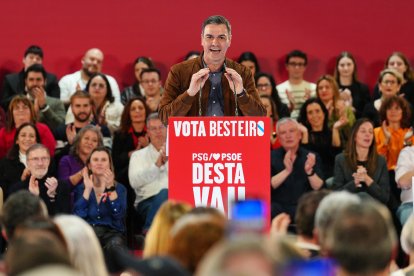 Pedro Sánchez, durant la seva intervenció en el tancament de la campanya electoral del PSdeG-PSOE.