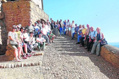 Els participants en la ruta del romànic al nucli de Politg el mes d’octubre passat.