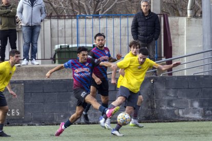 El Tàrrega va jugar un mal partit i va encaixar una nova derrota. 