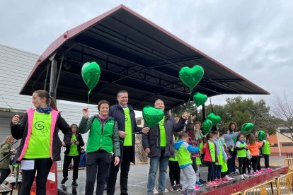 A l’arribada de la marxa, els participants van llançar globus amb dedicatòries especials.