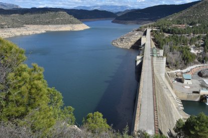 El pantà de Rialb, actualment amb més de 166 hectòmetres.