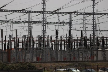 La subestació de Magraners de la qual parteix la línia d’alta tensió de Red Eléctrica de España.