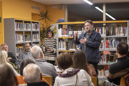 L’acte es va celebrar a la biblioteca.